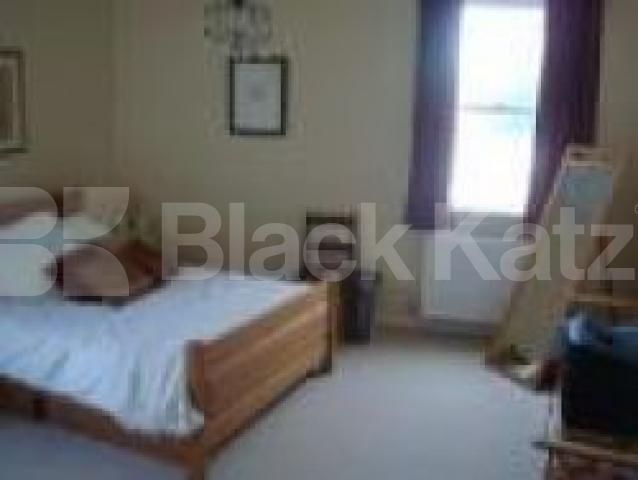 			MUST SEE !!!!!, 2 Bedroom, 1 bath, 1 reception Flat			 Dartmouth Park Hill, TUFNELL PARK